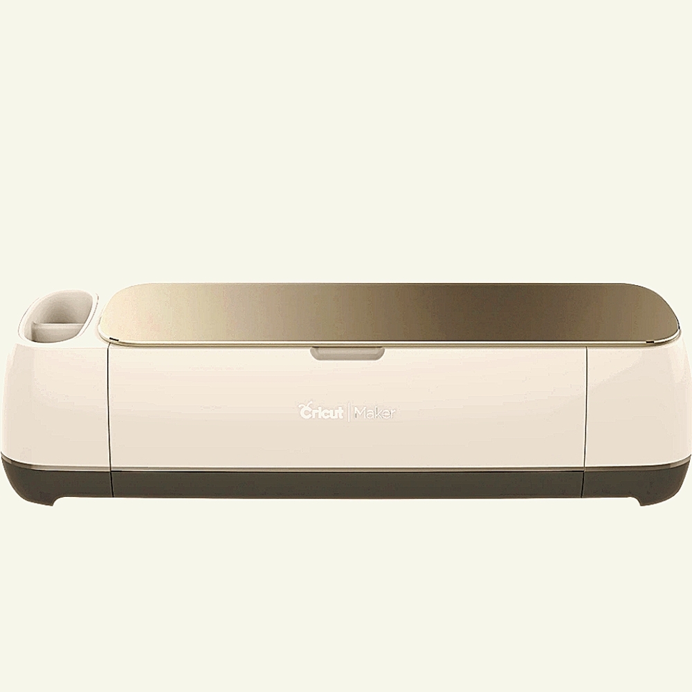 Cricut maker! Like new! Used twice!